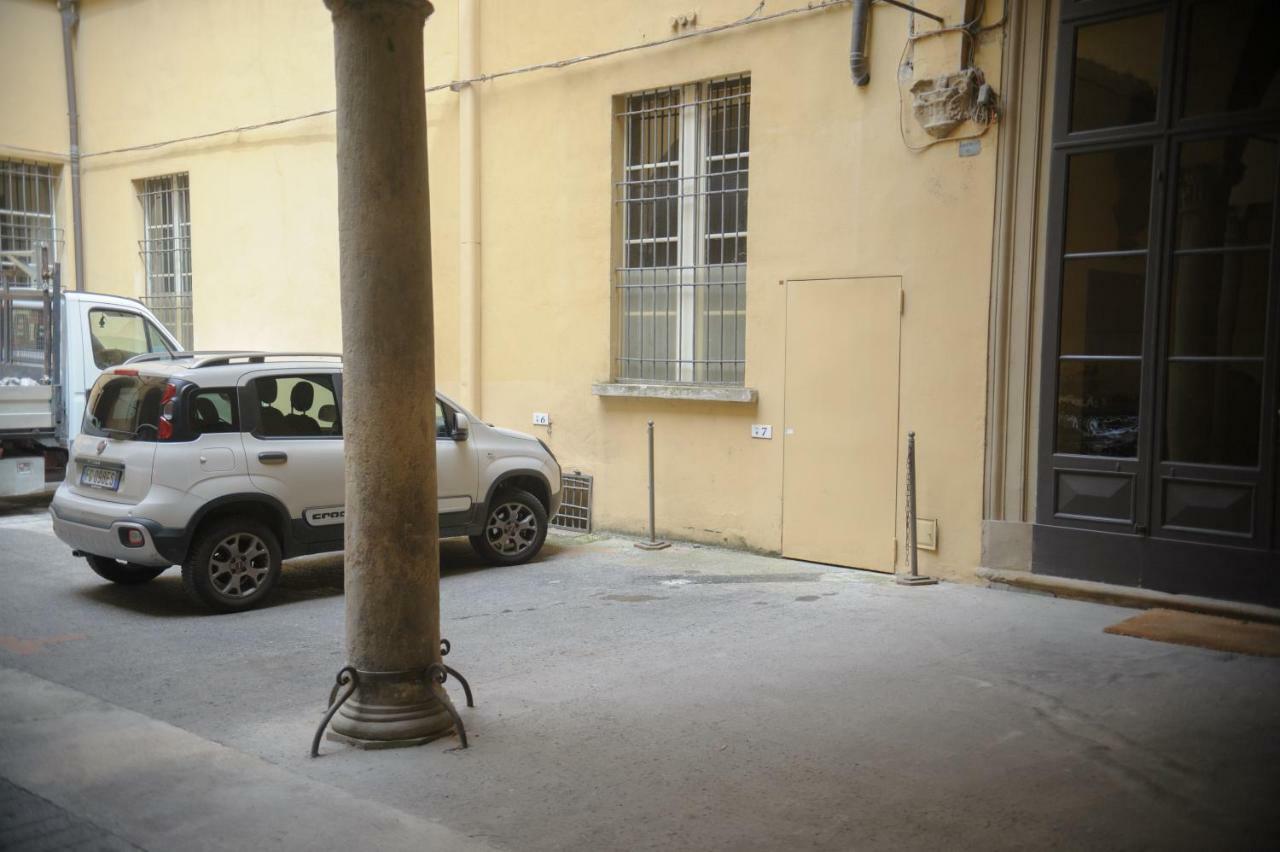 Andrea Luxury Apartments Strada Maggiore Studio 1 Bologna Exterior photo
